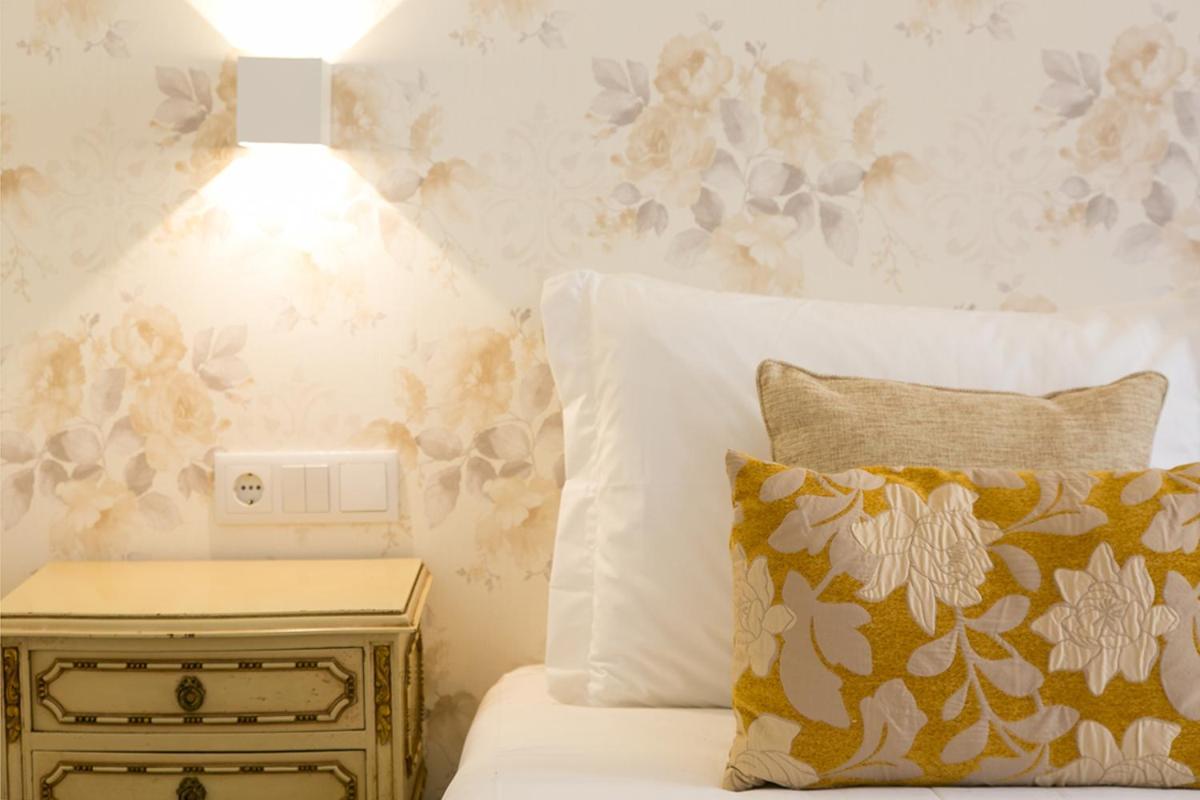 Suites Amalia Guesthouse Near Rossio Square 리스본 외부 사진