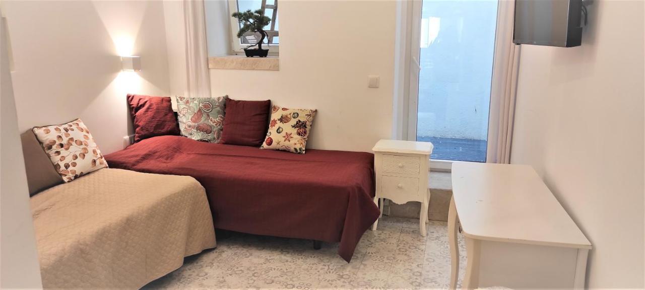 Suites Amalia Guesthouse Near Rossio Square 리스본 외부 사진